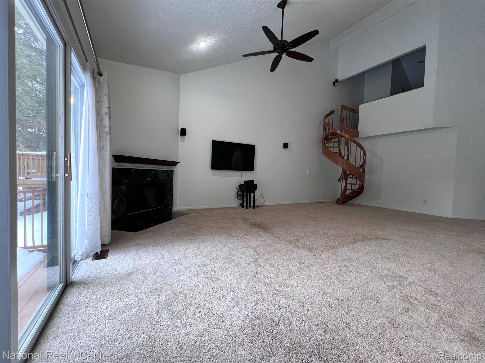 Farmington Hills, MI 48335,36525 Lochdale