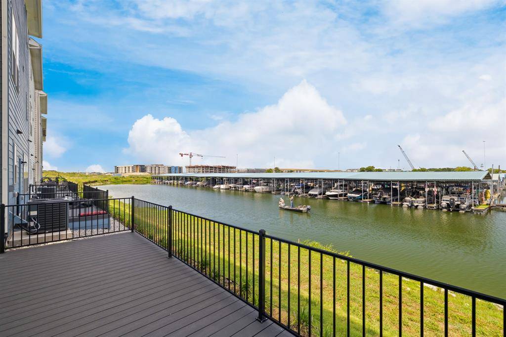 Rowlett, TX 75088,9303 Easy Street