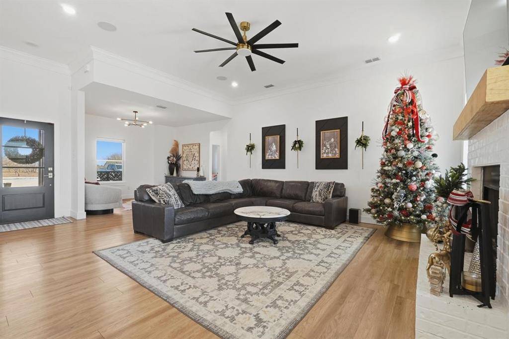 Lawn, TX 79530,136 Mistletoe Ridge