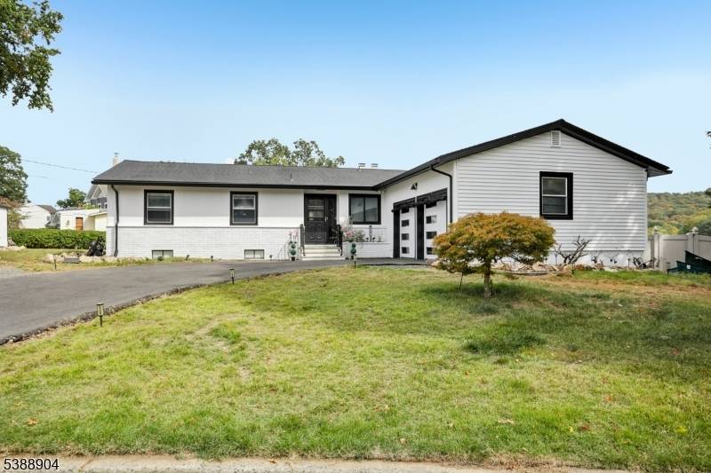 Pompton Lakes Boro, NJ 07442,112 Park Pl