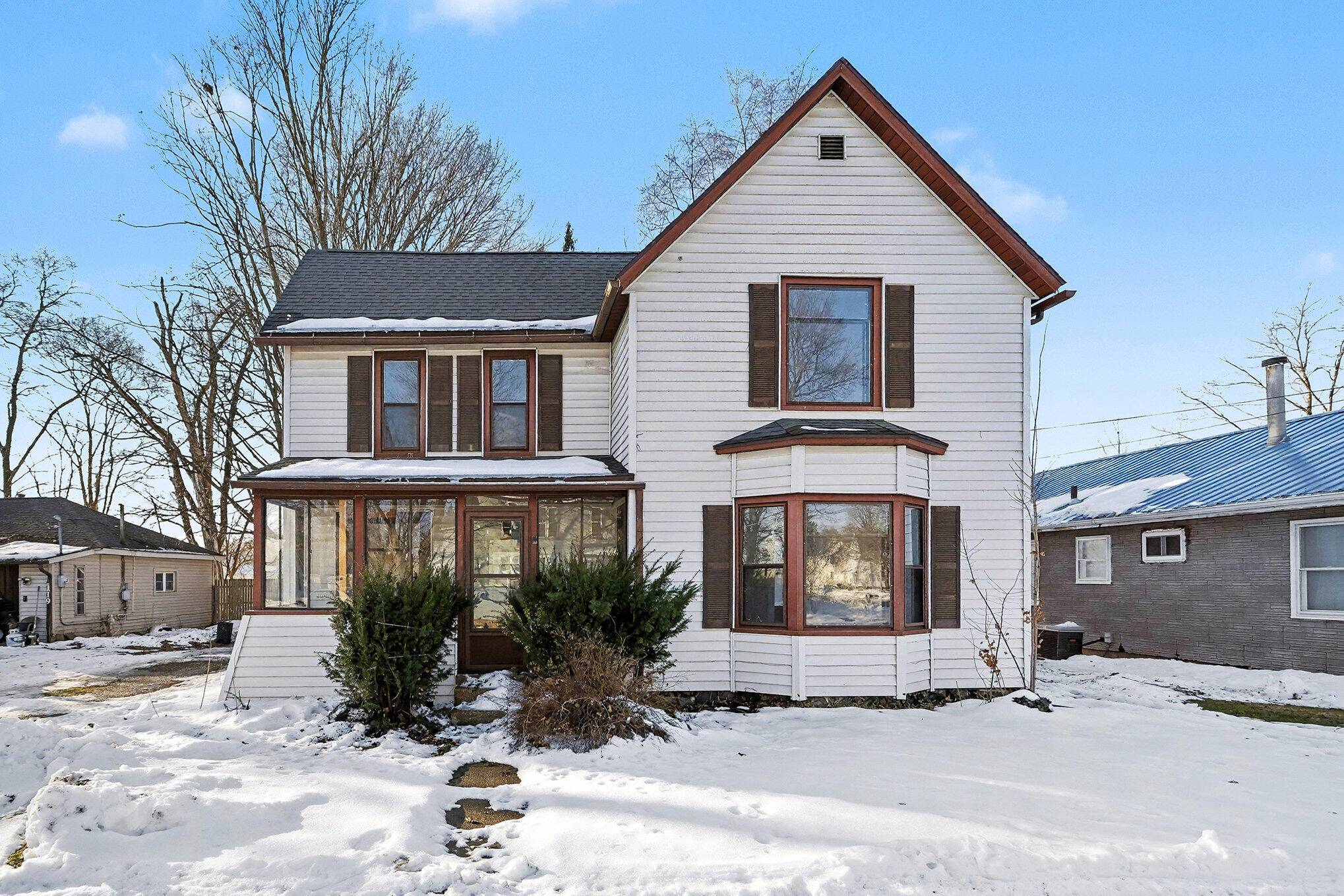 Watervliet, MI 49098,127 N Pleasant ST