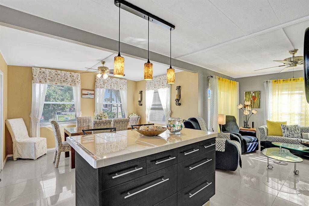 Davie, FL 33324,2301 SW 86th Ter