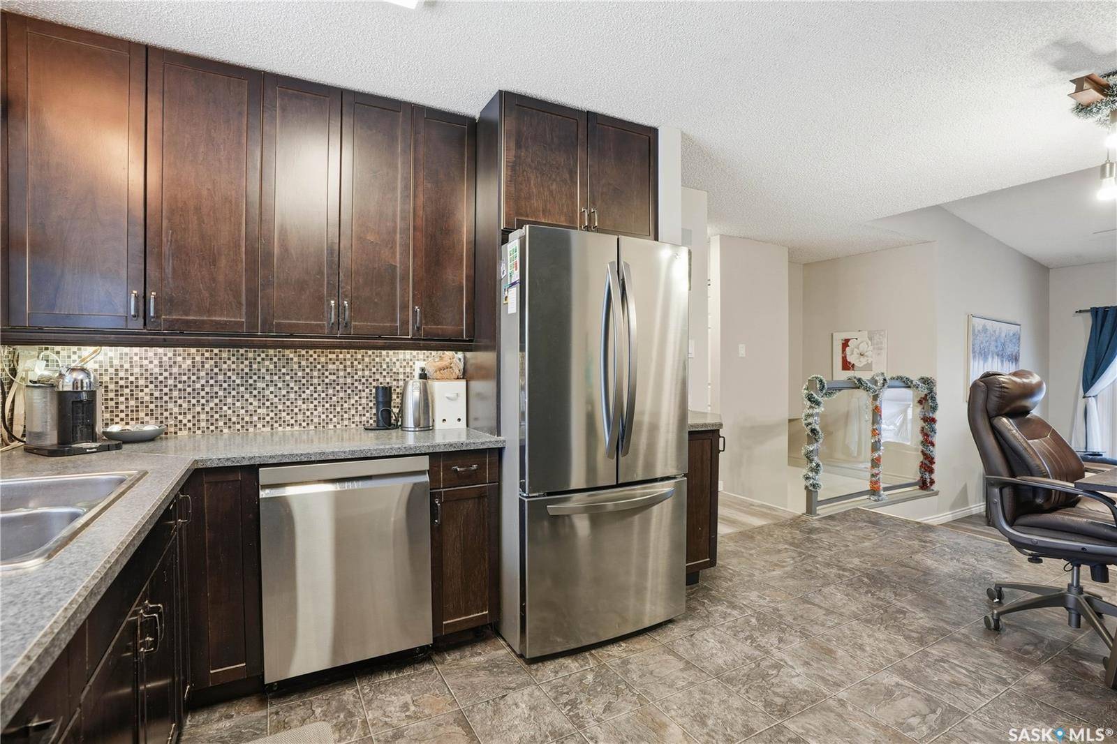 Regina, SK S4N 5C7,1307 Brown STREET