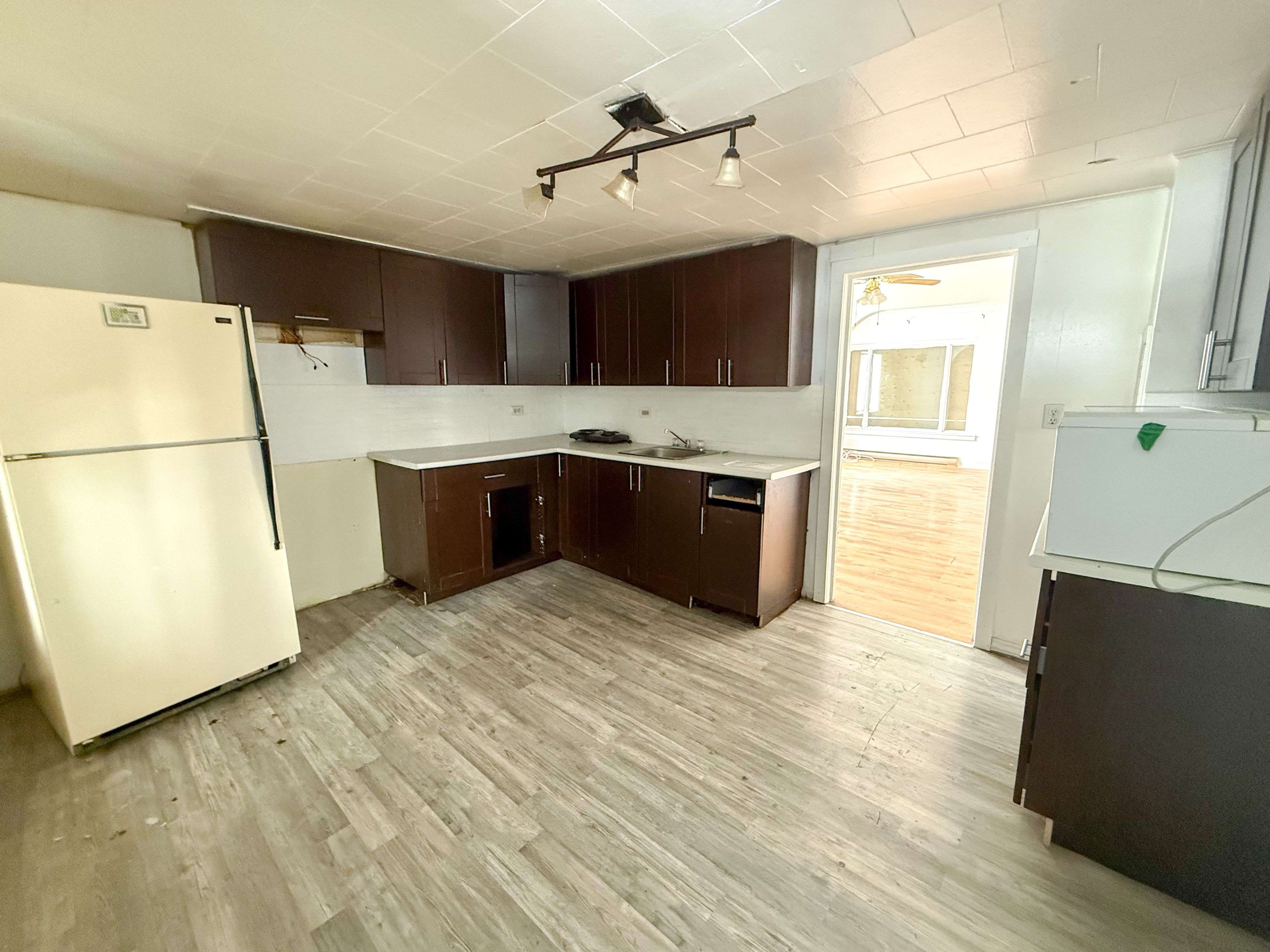 Timmins, ON P4N 2X1,106 Commercial AVE