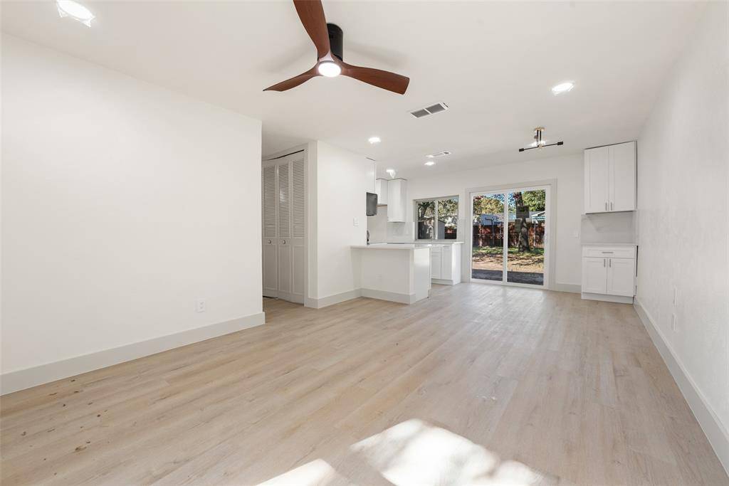 Balch Springs, TX 75180,12609 Meadowcrest Lane