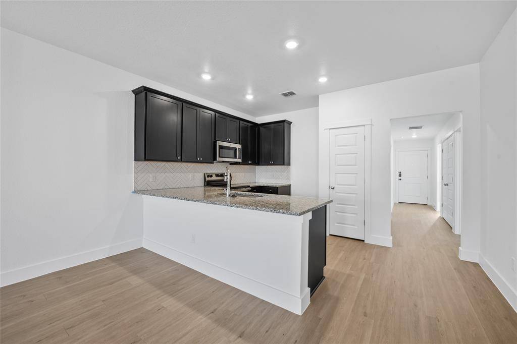 Troy, TX 76579,1118 S College Avenue