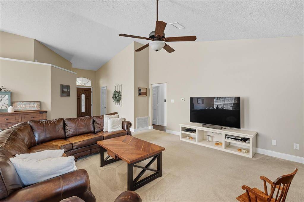 Grapevine, TX 76051,2073 Wedgewood Drive