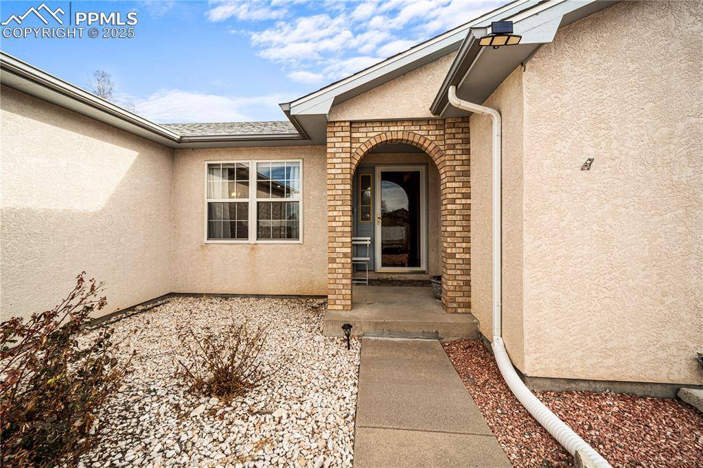 Pueblo, CO 81007,126 S Burke CT