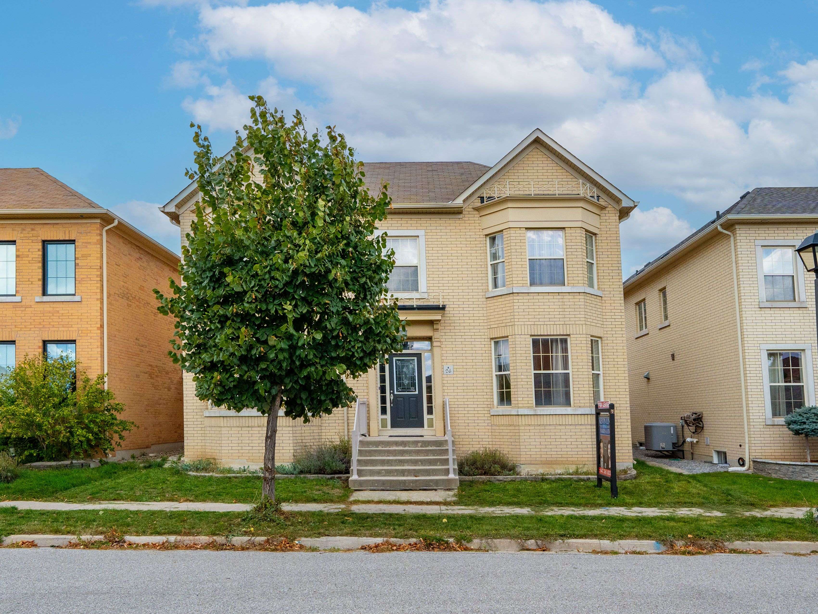 Markham, ON L6C 0J8,26 Bembridge DR