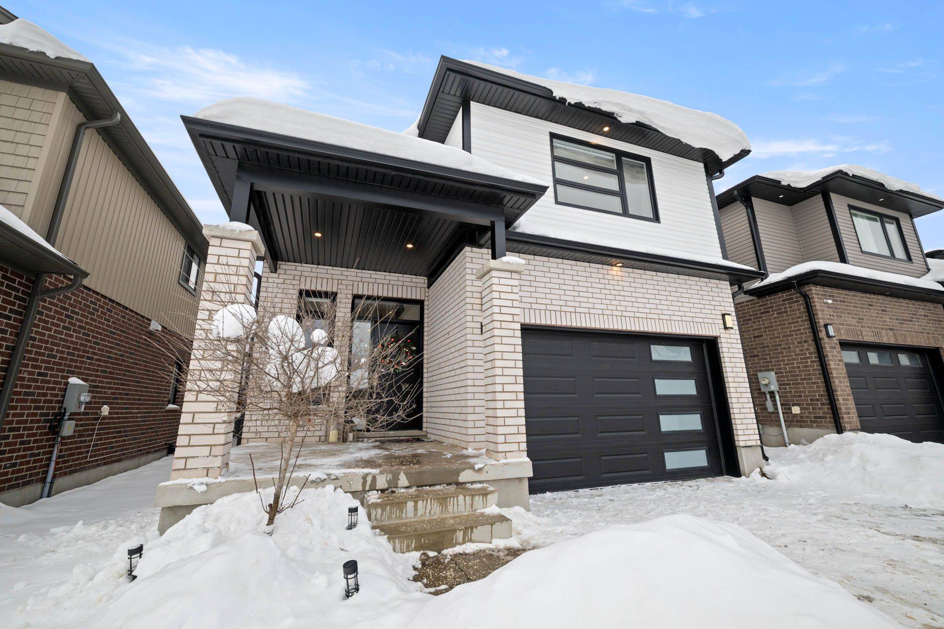 Waterloo, ON N3B 0C5,215 Timber Trail RD