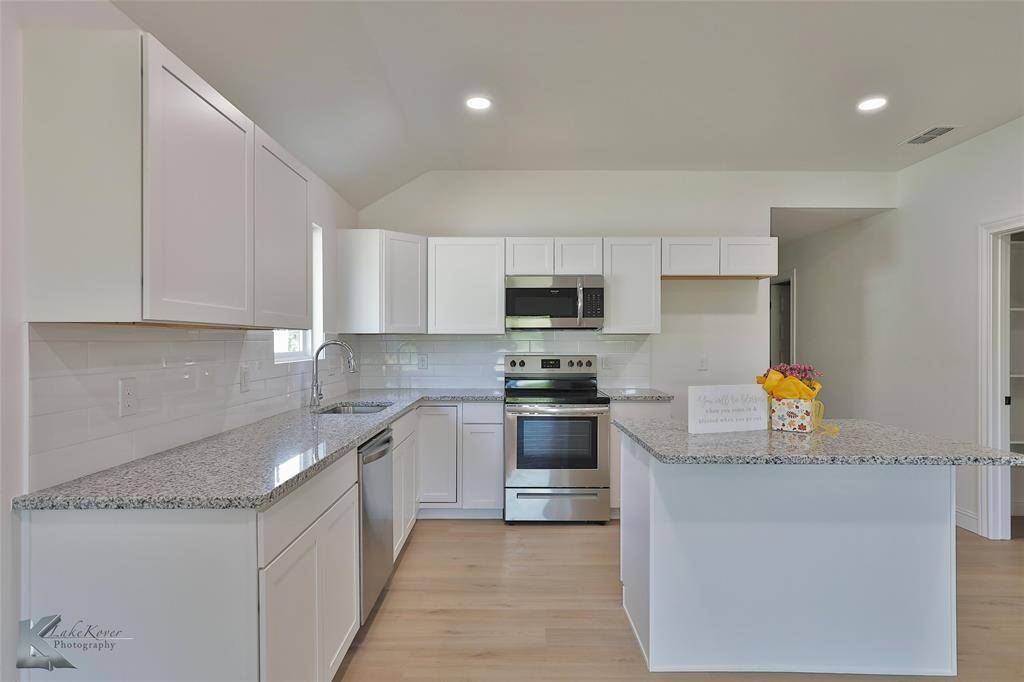 Abilene, TX 79603,2569 Bel Air