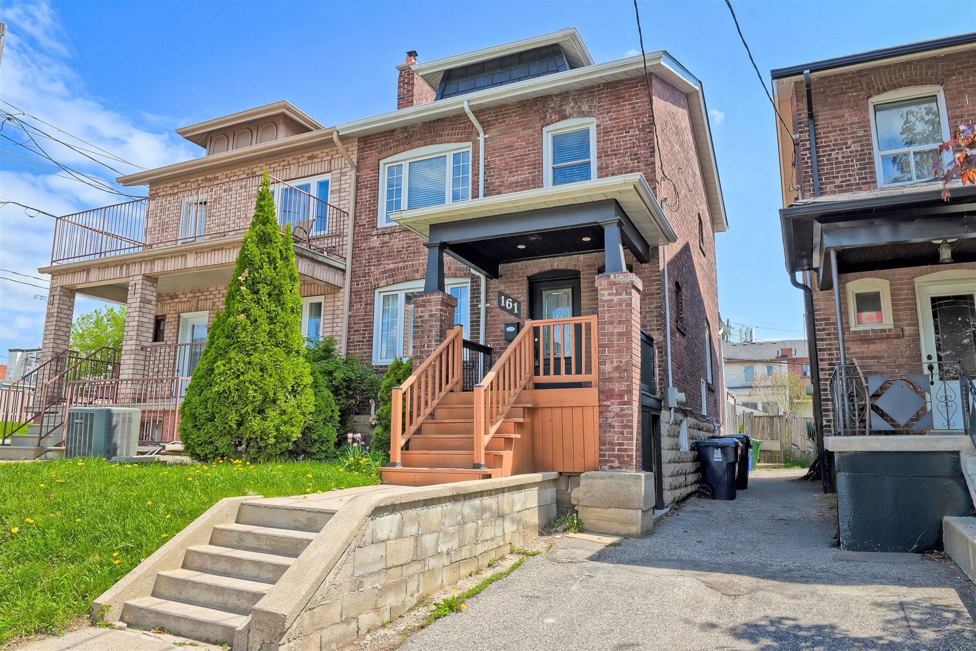 Toronto W03, ON M6E 3V1,161 Sellers AVE