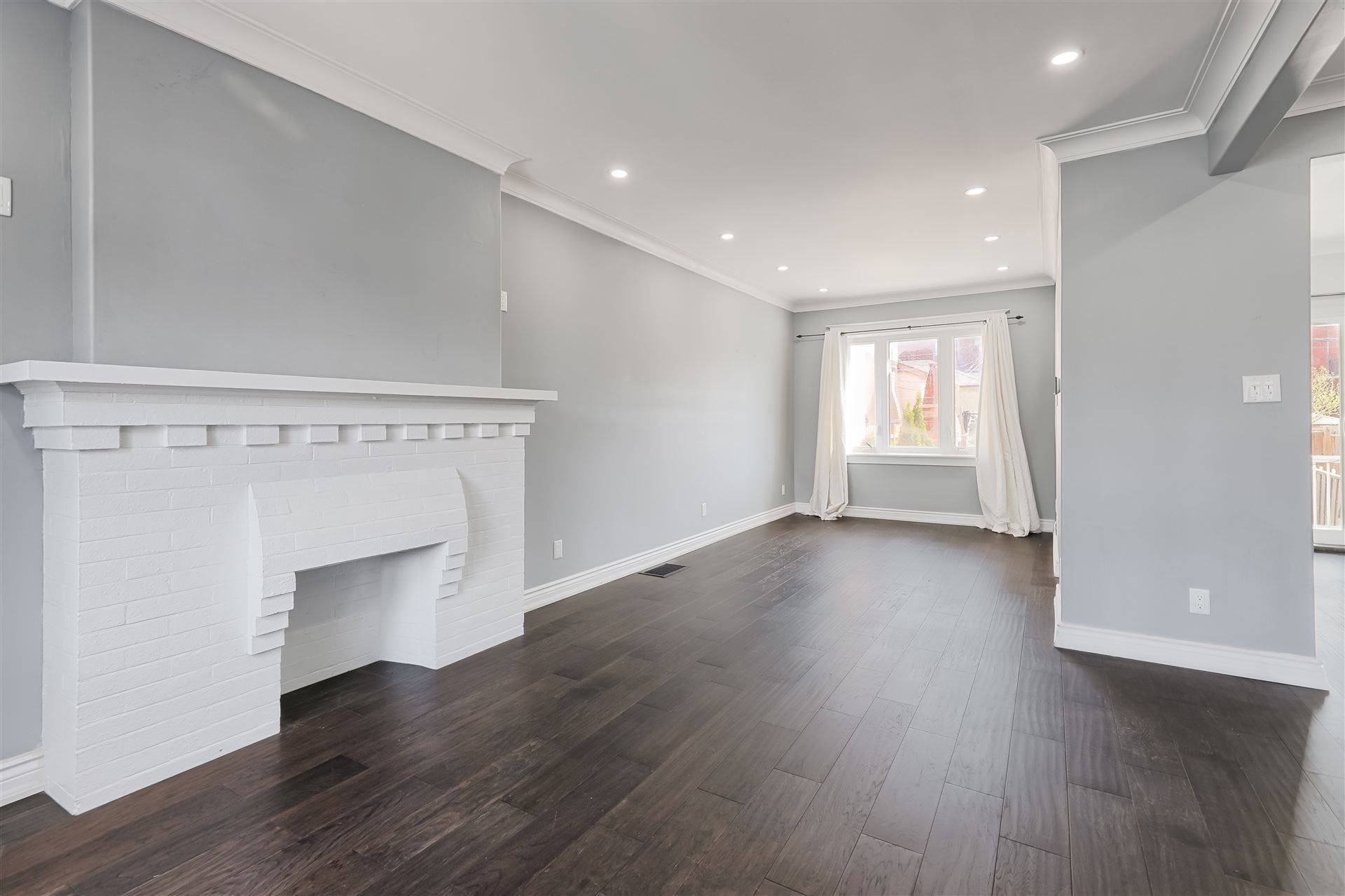 Toronto W03, ON M6E 3V1,161 Sellers AVE