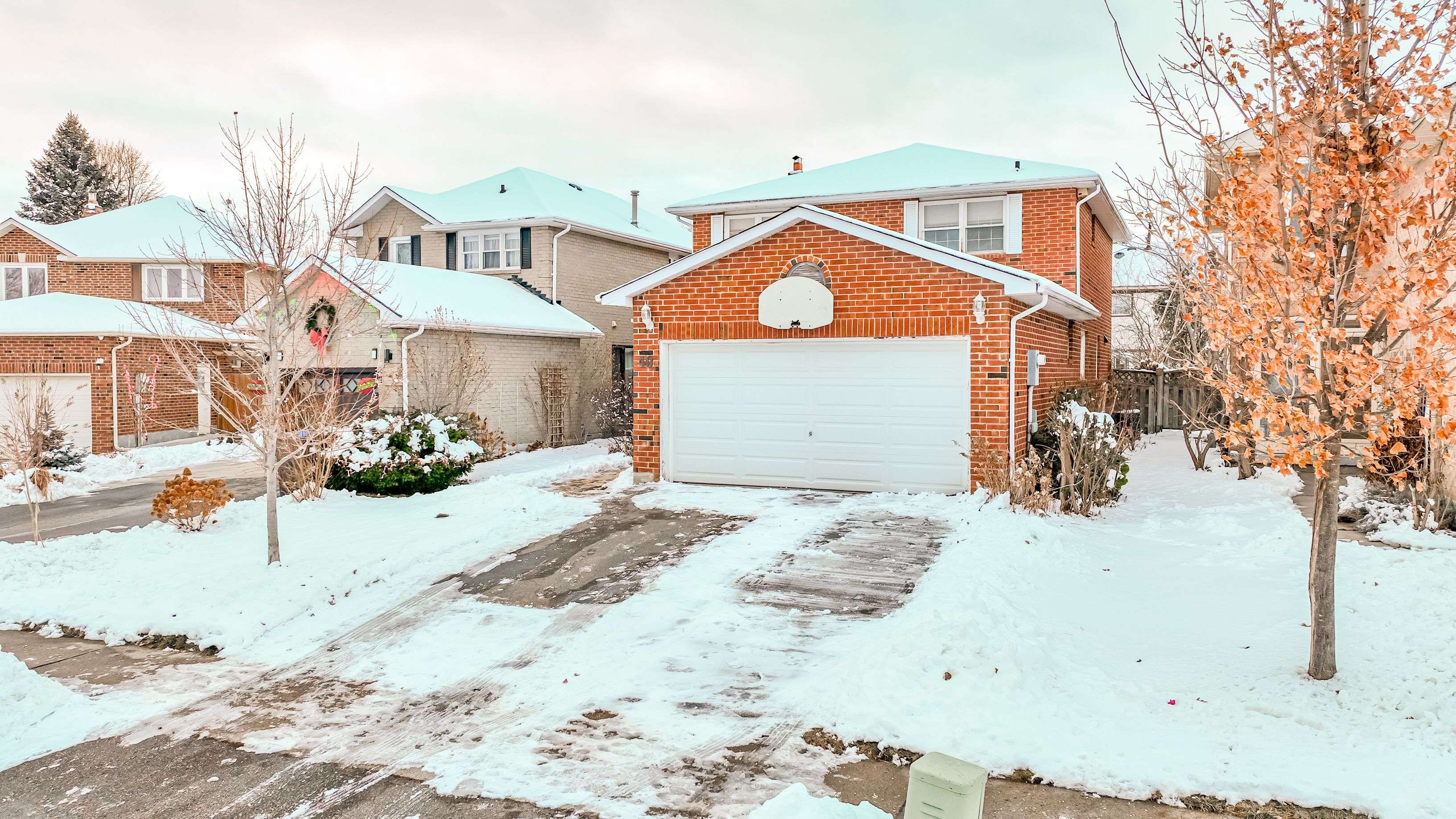 Brampton, ON L6Z 2Z8,40 Cranmore CT