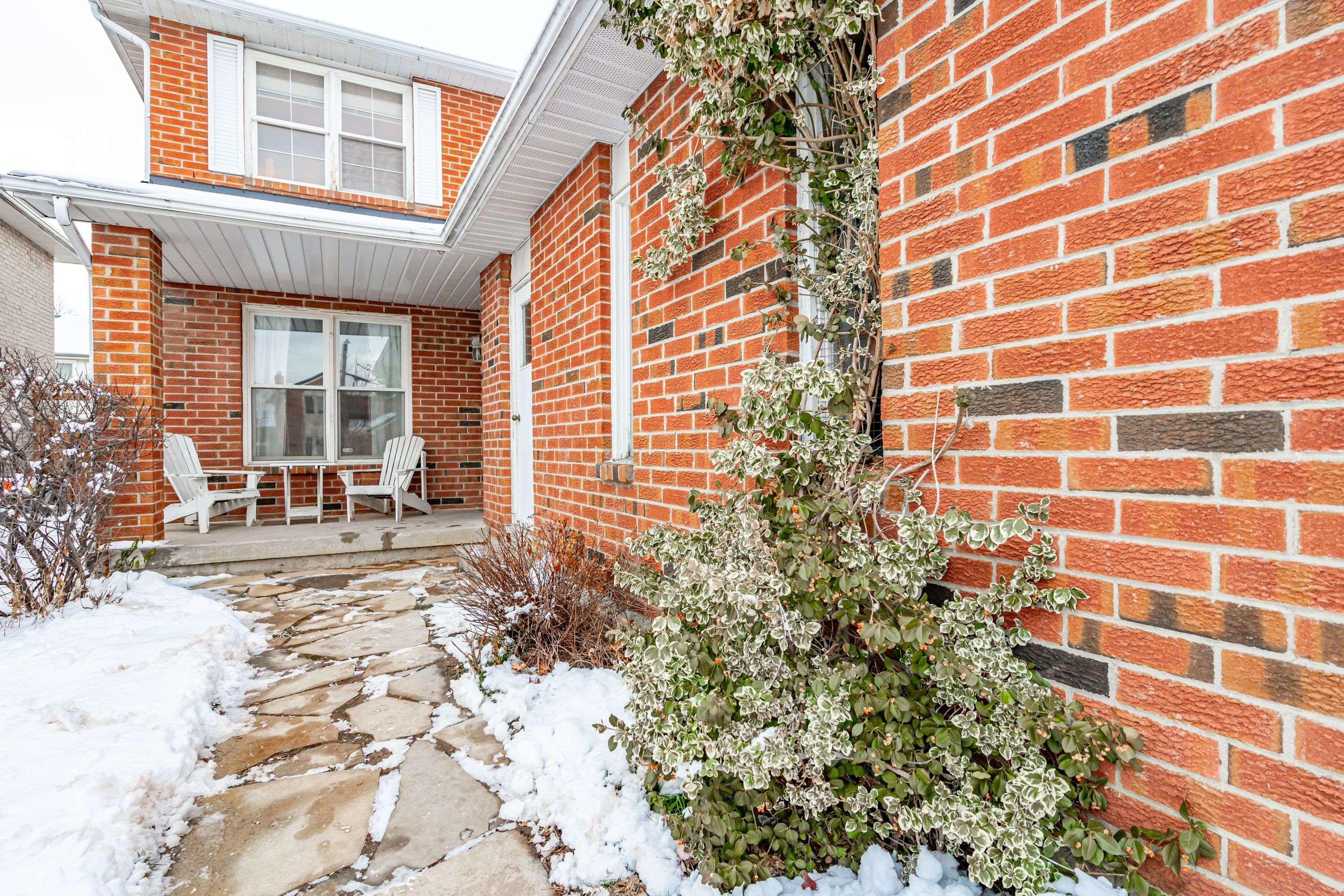 Brampton, ON L6Z 2Z8,40 Cranmore CT