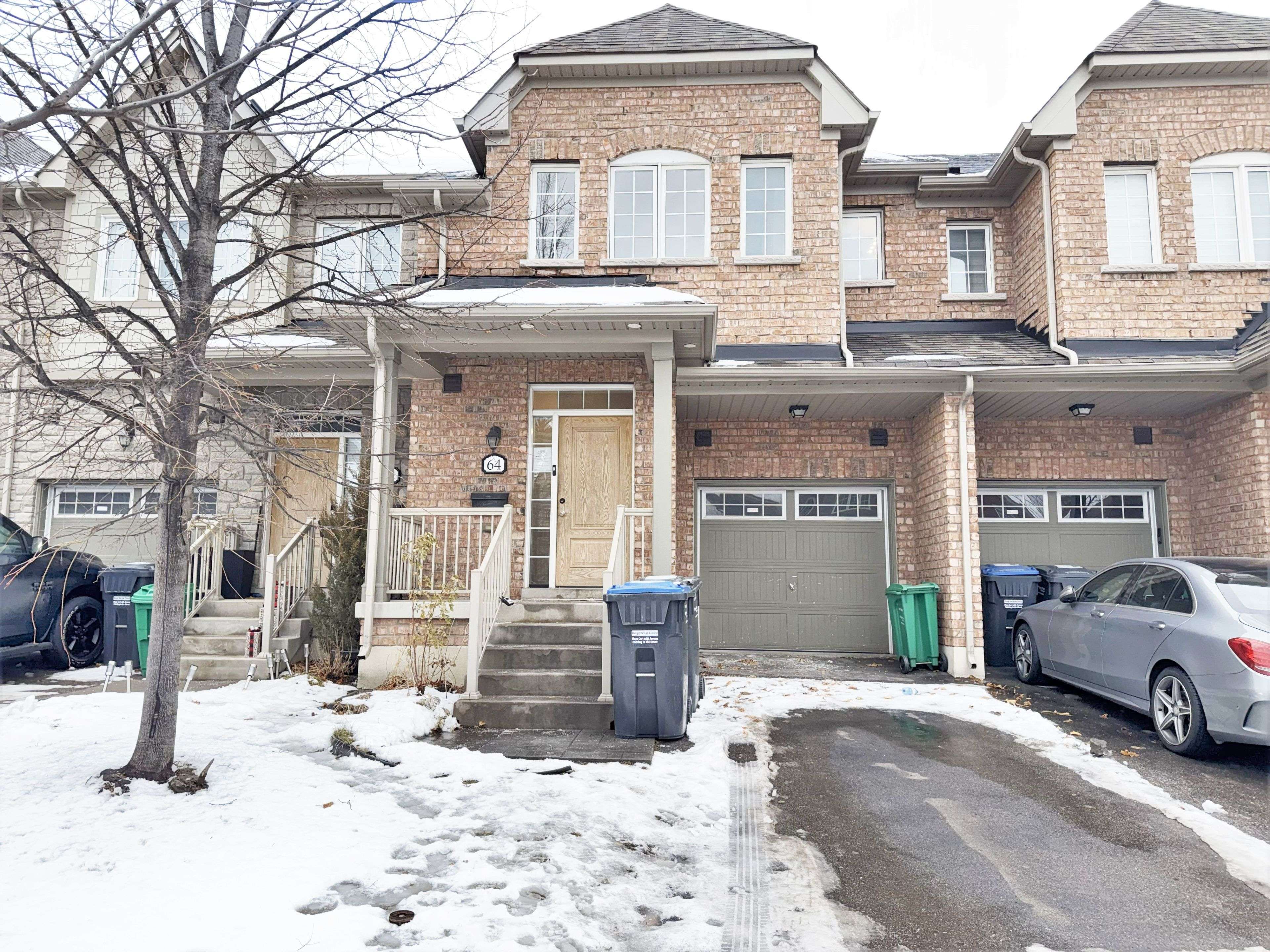 Brampton, ON L6P 4A4,64 Honeyview TRL