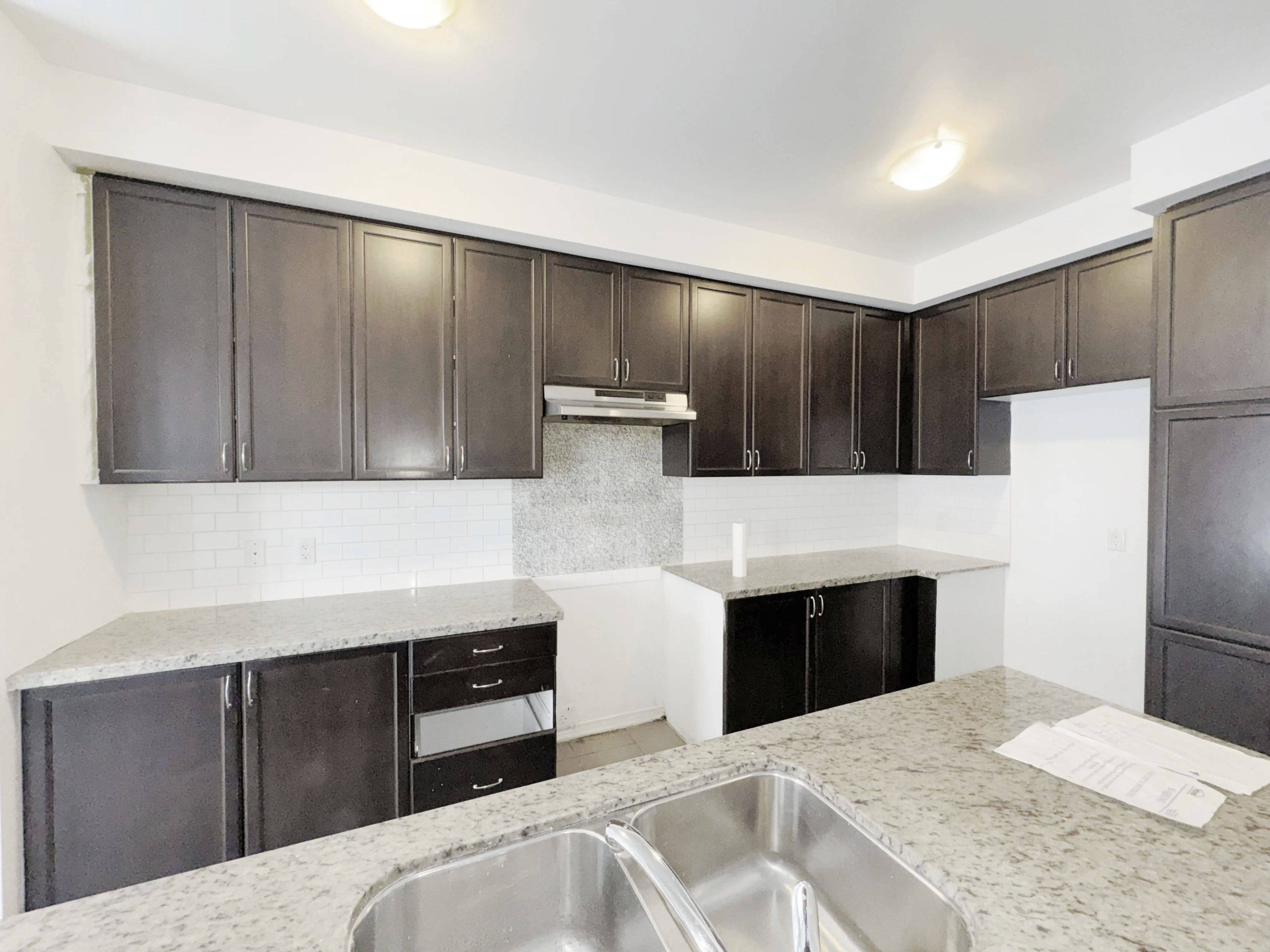 Brampton, ON L6P 4A4,64 Honeyview TRL