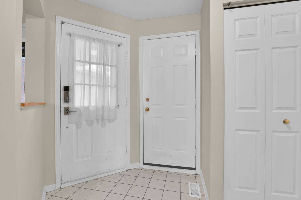 Kanata, ON K2L 4C8,40 Baton CT