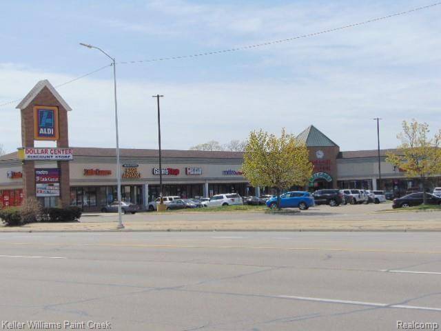 Detroit, MI 48205,15390 GRATIOT AVE