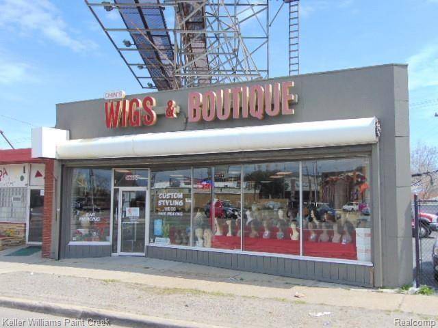 Detroit, MI 48205,15390 GRATIOT AVE