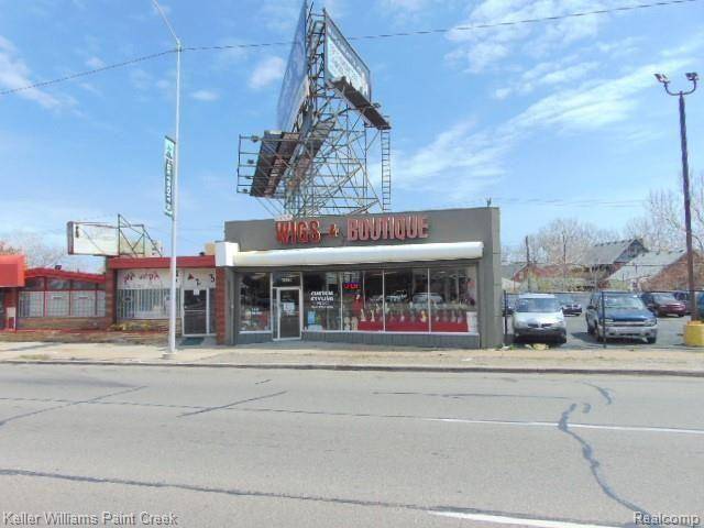 Detroit, MI 48205,15390 GRATIOT AVE