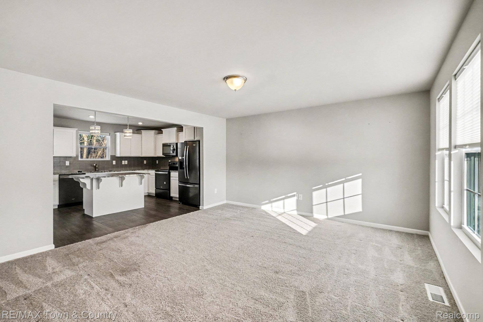 Flushing, MI 48433,3181 Coventry CT