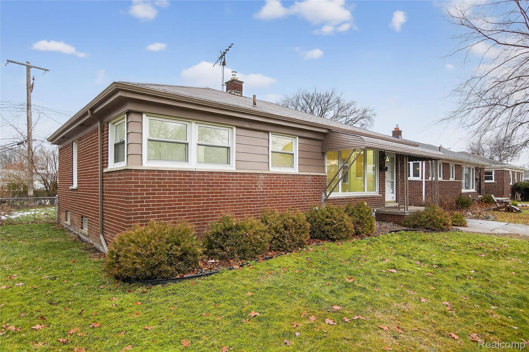 Allen Park, MI 48101,8664 Louise AVE