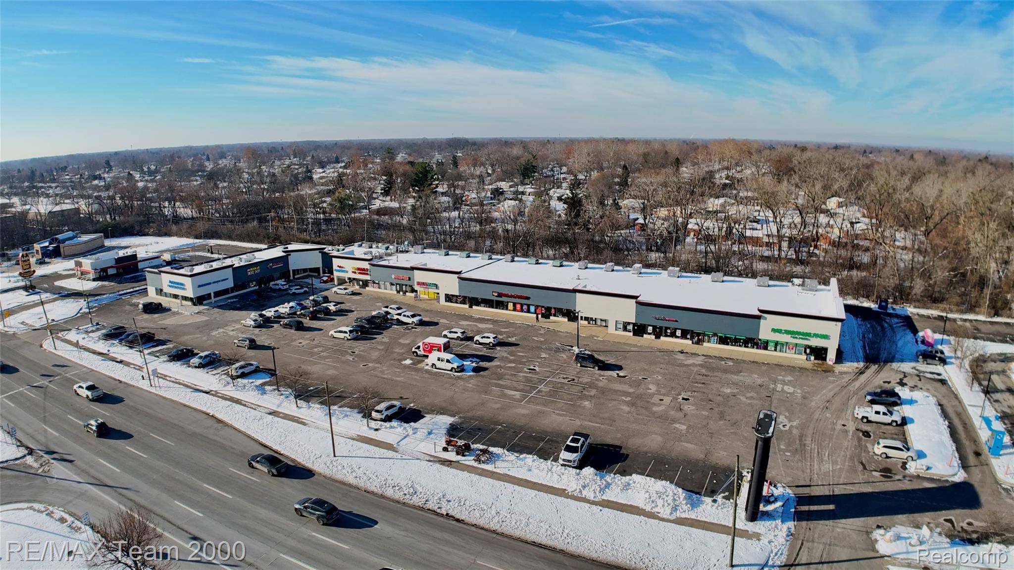 Redford, MI 48239,14815 Telegraph RD