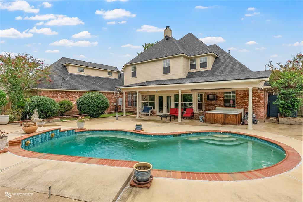 Bossier City, LA 71111,347 Crosscreek Drive