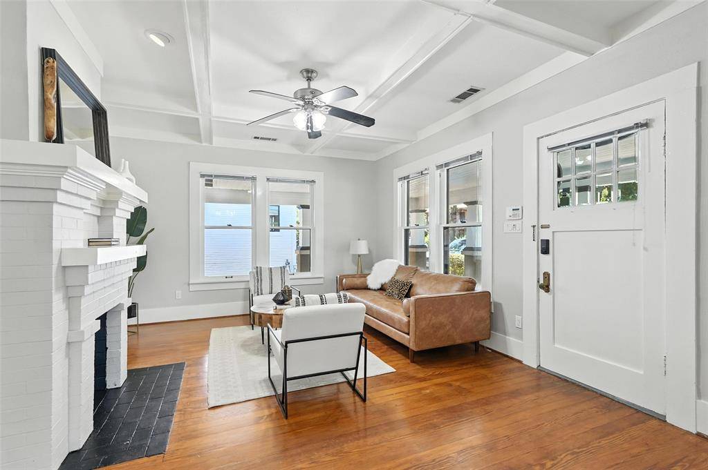 Dallas, TX 75208,726 Haines Avenue