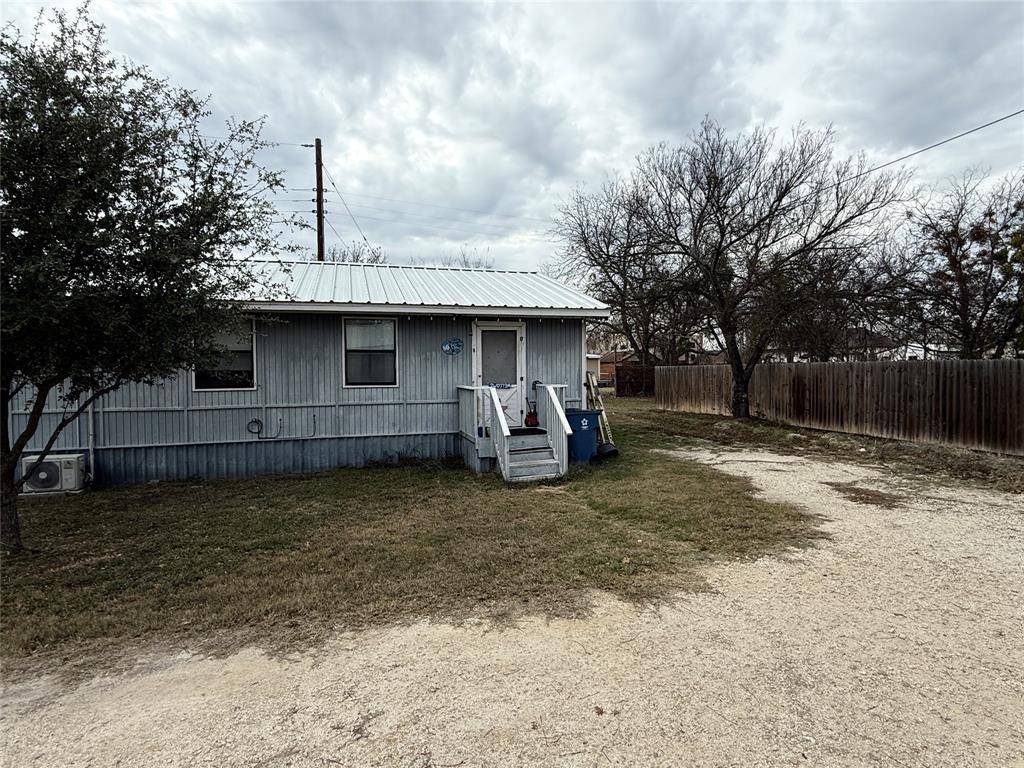 Cross Plains, TX 76443,217 2nd Street