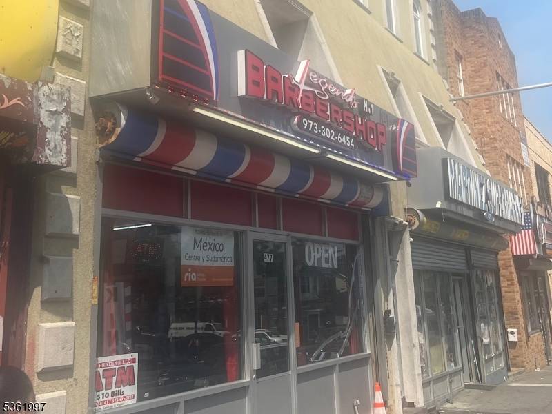 Newark City, NJ 07108,475 Clinton Ave