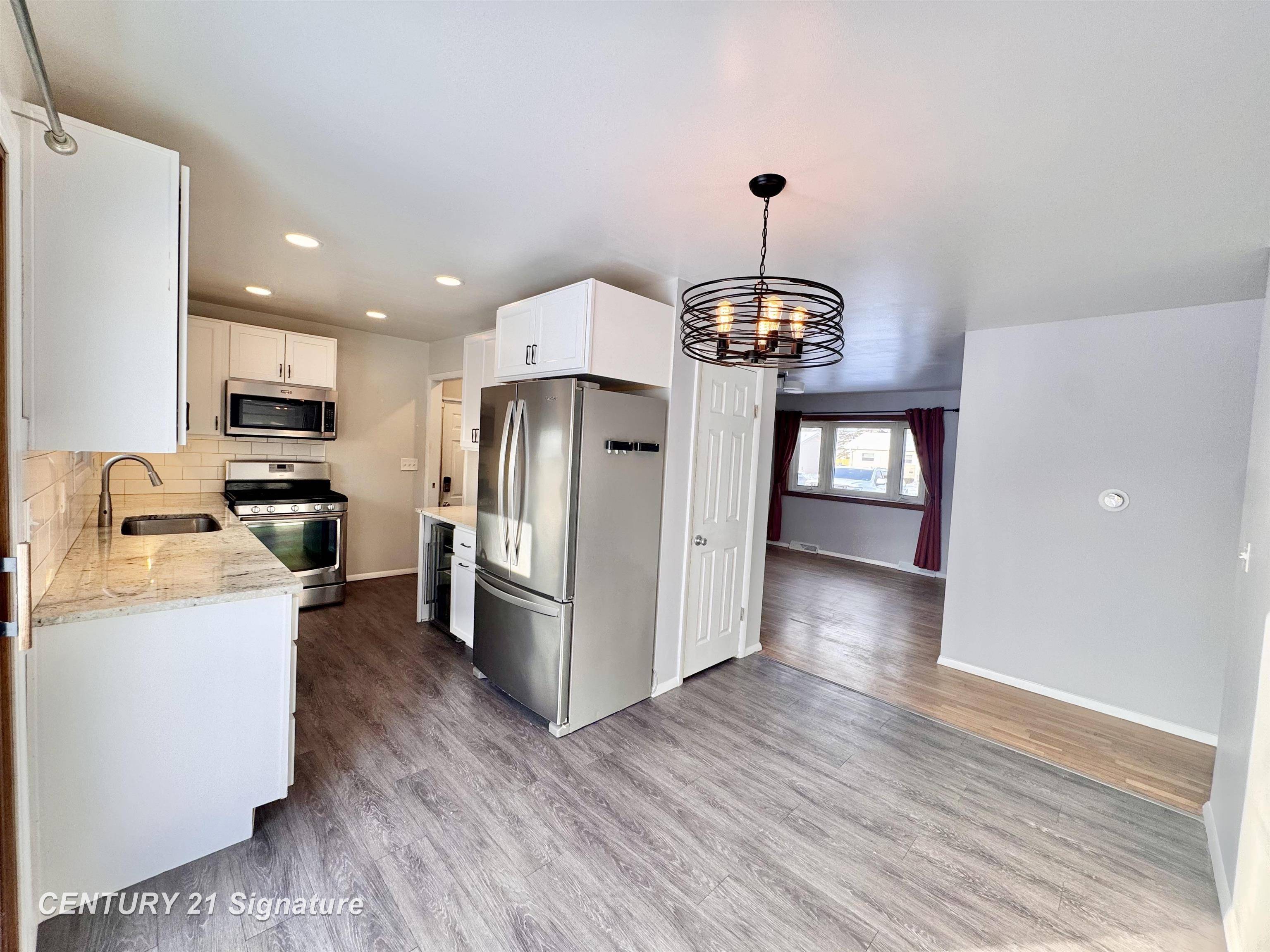 Saginaw, MI 48604,919 Stinson DR