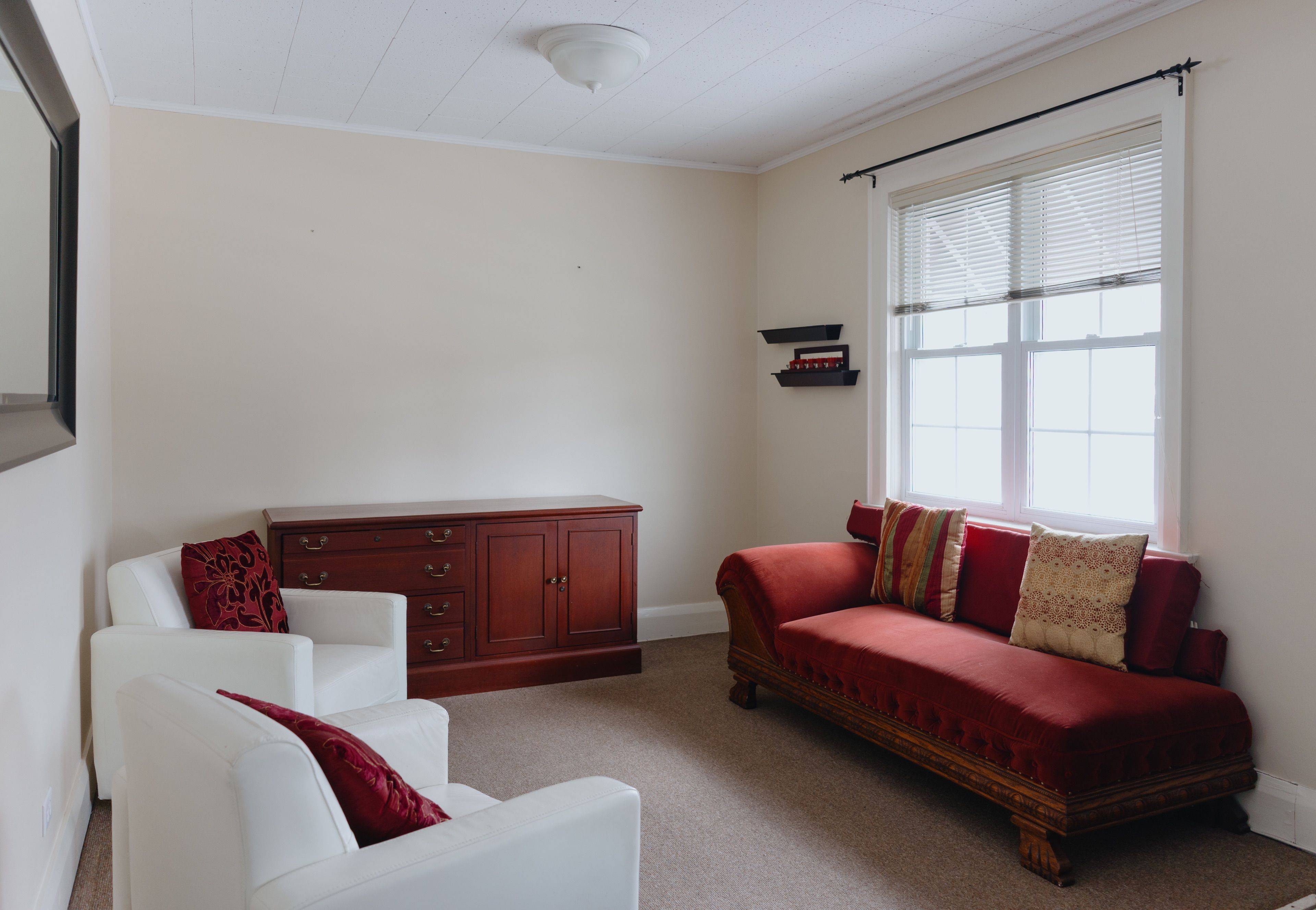 Toronto C11, ON M4G 3A6,1395 Bayview AVE #201