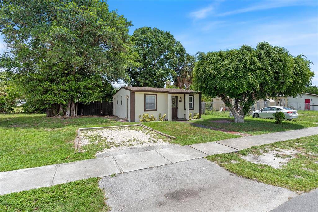 Pompano Beach, FL 33060,1558 NW 3rd Way