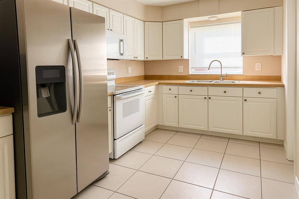 Hollywood, FL 33024,6721 Mcclellan St