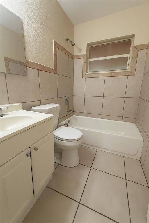 Hollywood, FL 33024,6721 Mcclellan St