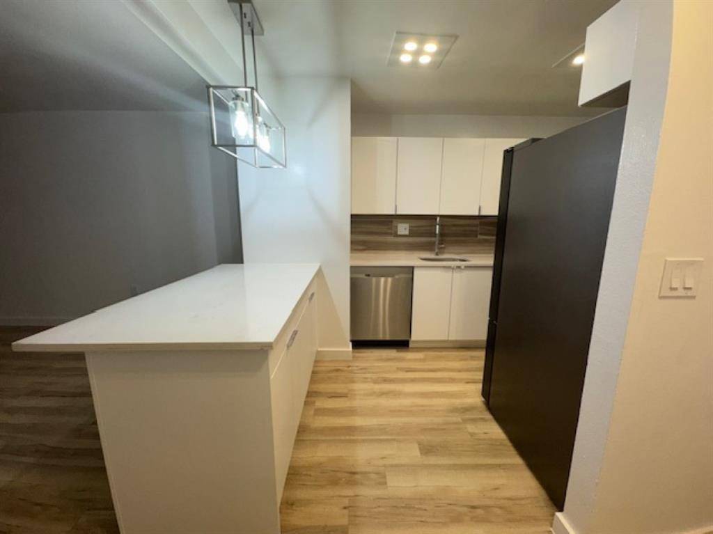 Hollywood, FL 33023,5525 SW 41st St #110