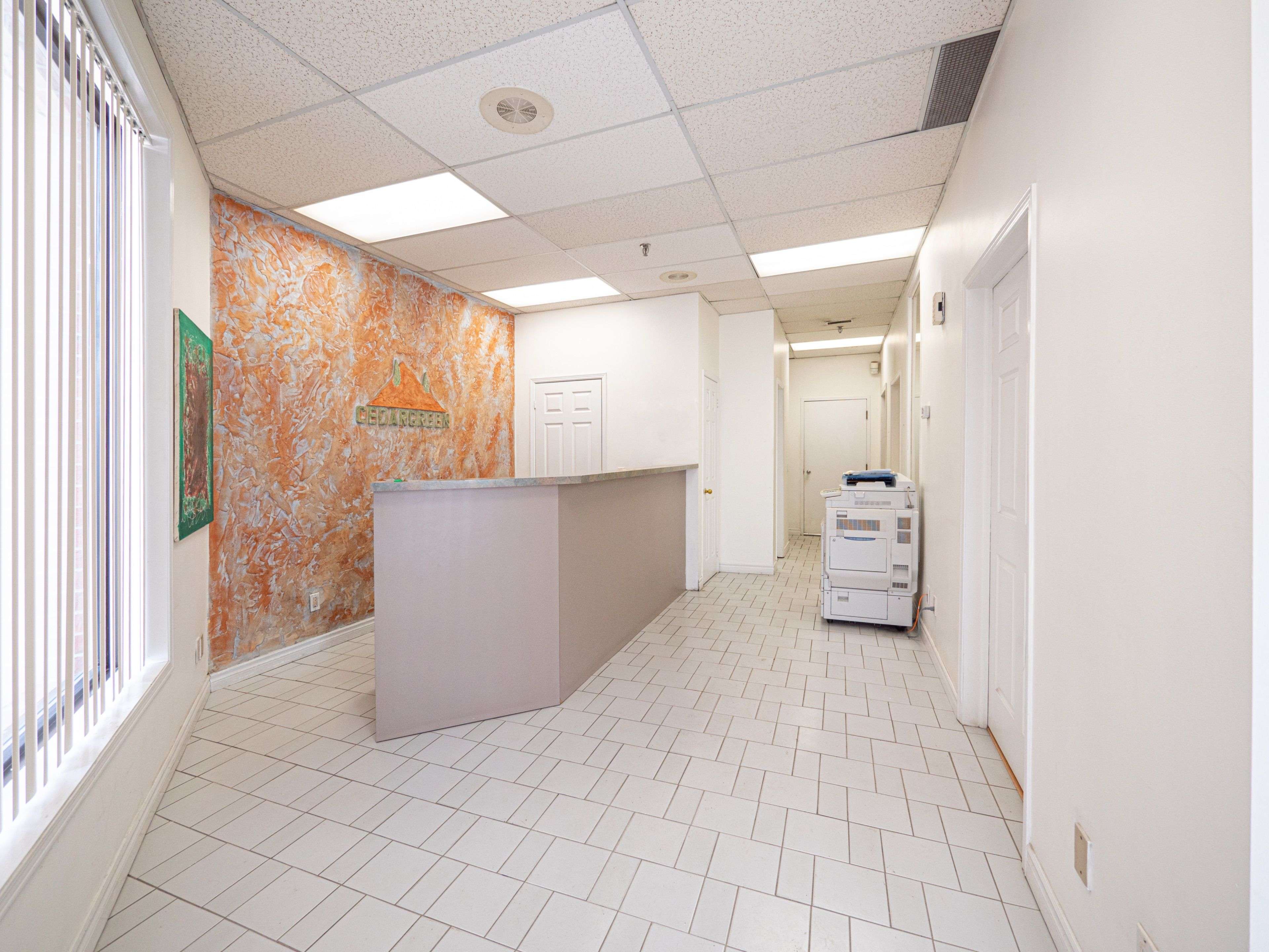 Vaughan, ON L4K 4C9,50 Ritin LN #17