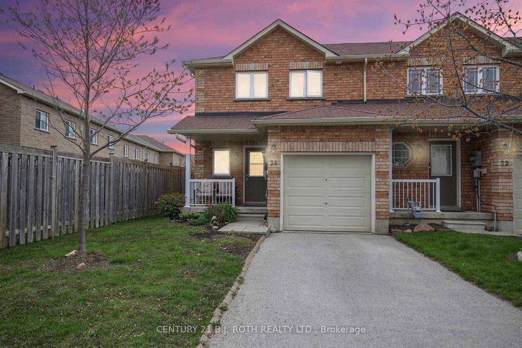 Barrie, ON L4N 9P8,24 Southwoods CRES #88