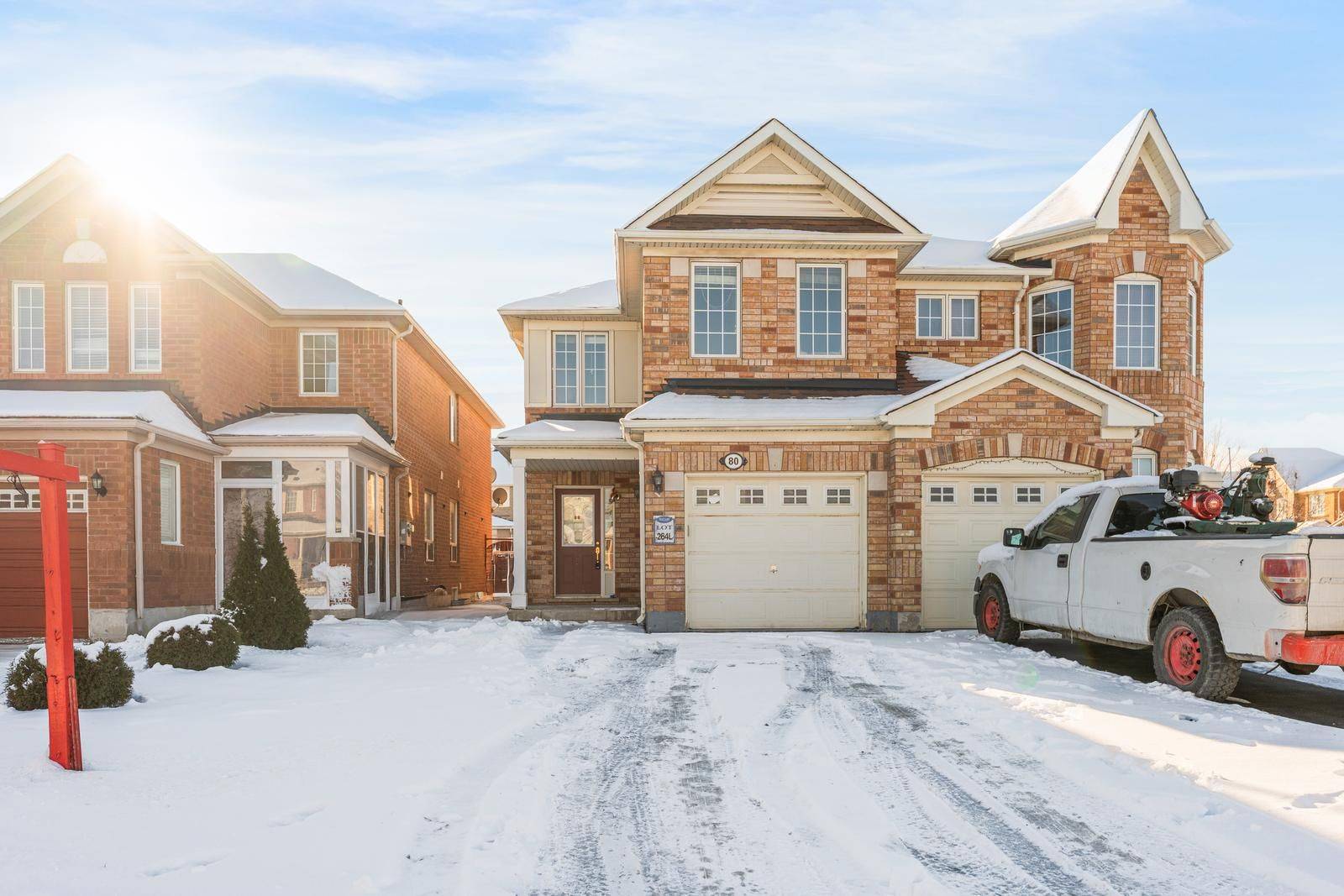 Brampton, ON L6S 0B1,80 Dwyer DR