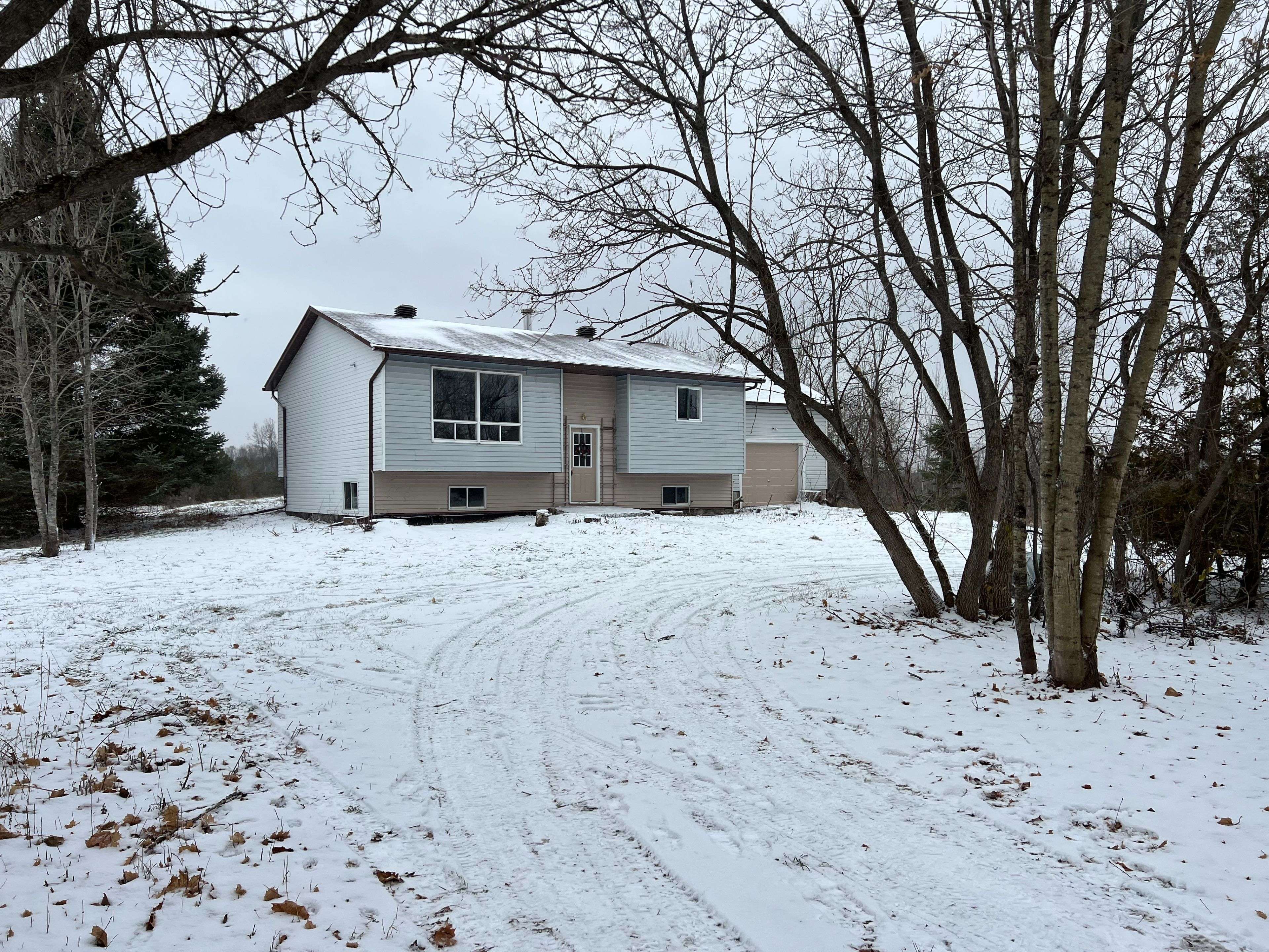 Merrickville-wolford, ON K0G 1G0,864 Weedmark RD