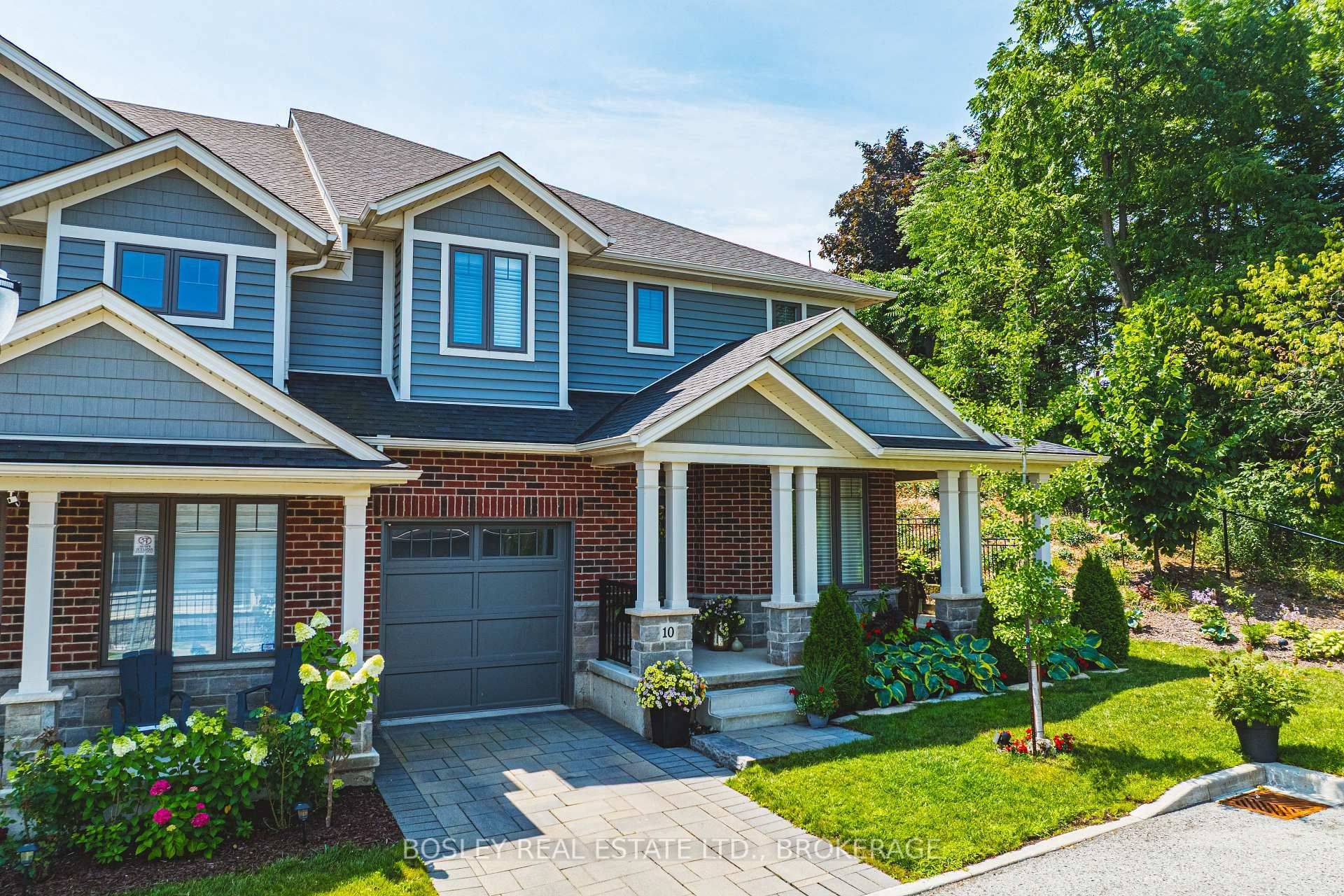 Lincoln, ON L0R 1S0,2848 King ST #10