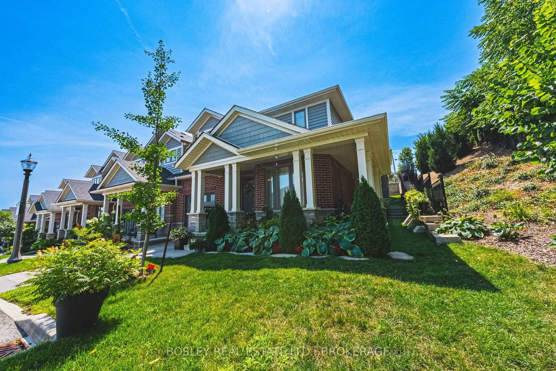 Lincoln, ON L0R 1S0,2848 King ST #10