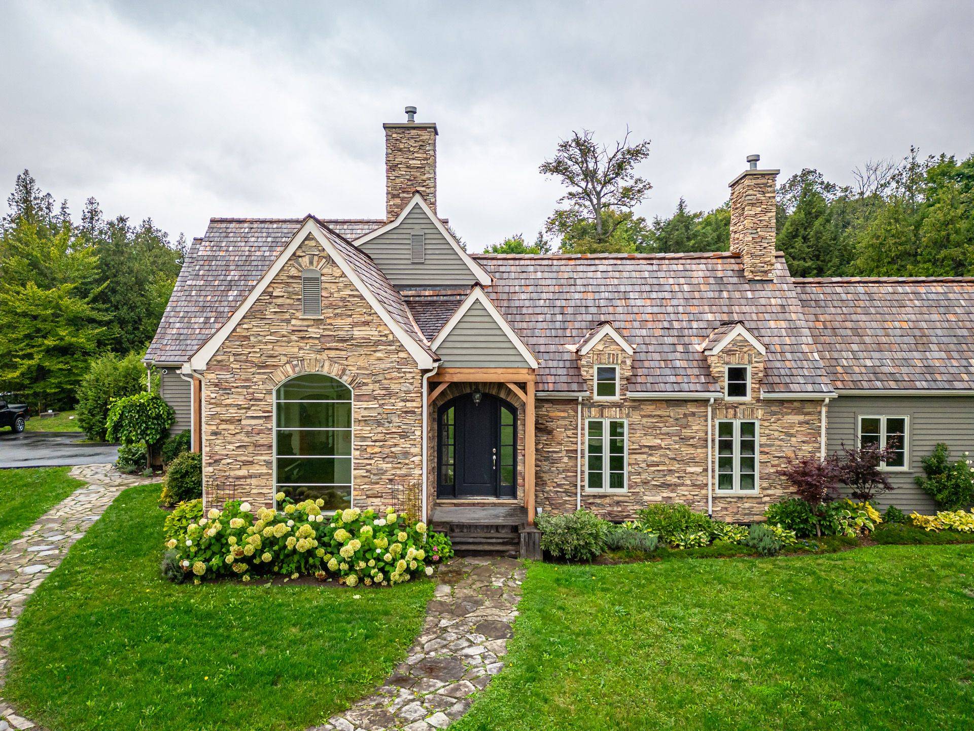 Blue Mountains, ON N0H 2P0,787517 Grey 13 RD