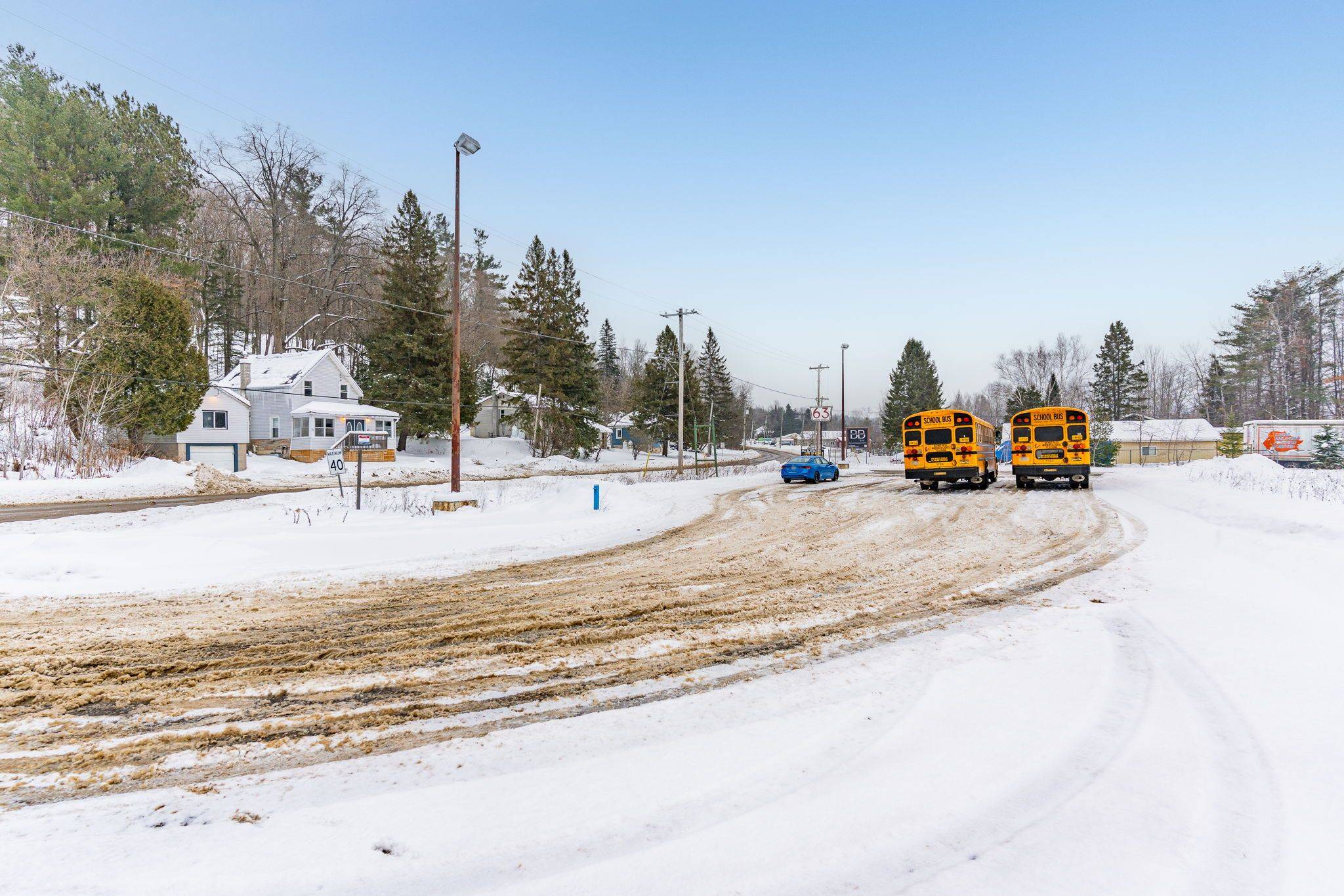 Minden Hills, ON K0M 2K0,61 BOBCAYGEON RD