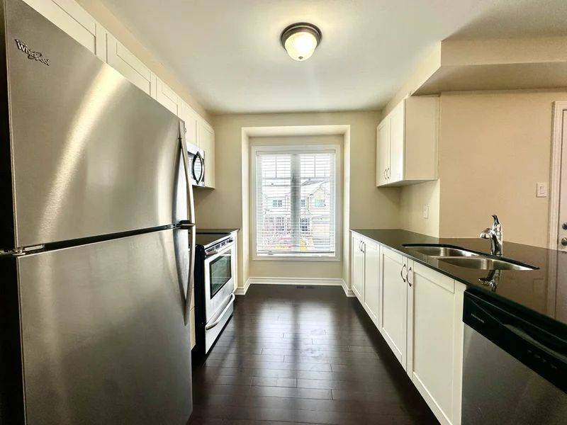 Orleans - Cumberland And Area, ON K4A 1A3,52 Astervale ST