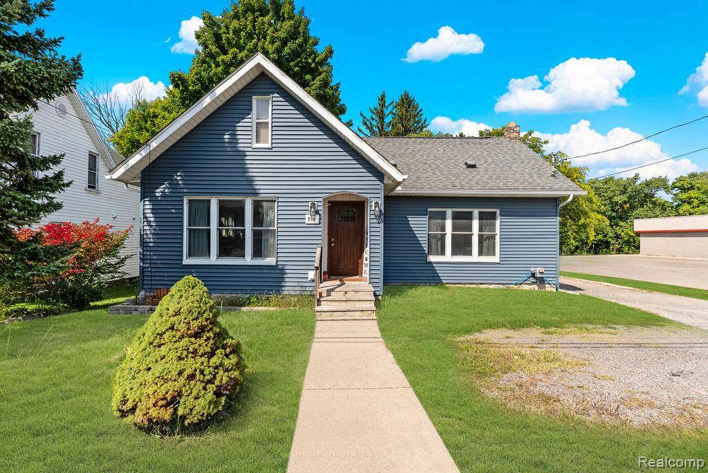 Clio, MI 48420,506 W Vienna ST