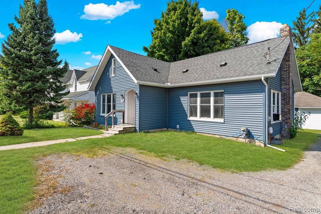 Clio, MI 48420,506 W Vienna ST