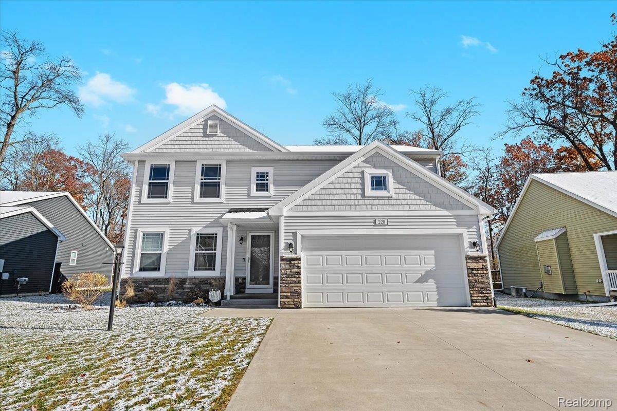 Linden, MI 48451,220 Laura LN